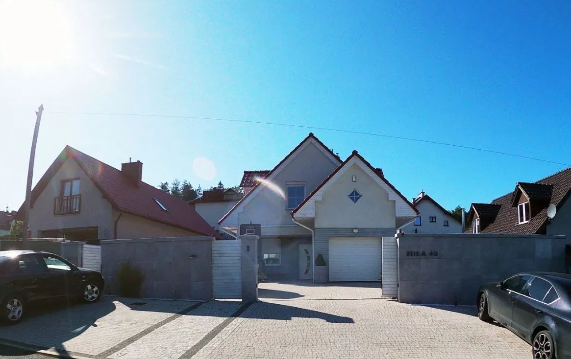 Dom z Sauną i Jacuzzi – ul. Miła, Konradów
